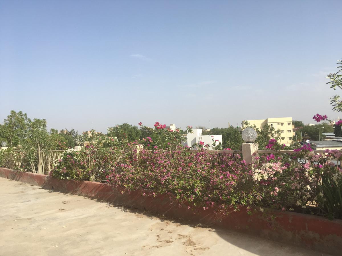 Shanghai Hotel NʼDjamena Εξωτερικό φωτογραφία