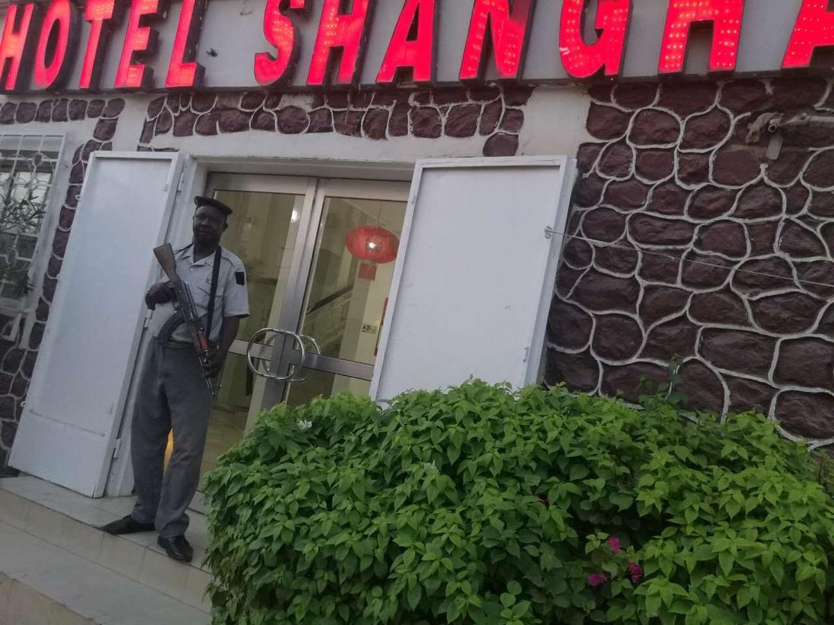 Shanghai Hotel NʼDjamena Εξωτερικό φωτογραφία